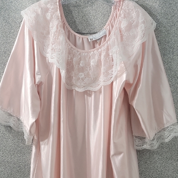 Vintage vandemere Women's  Pink Lace Nightgown One Size - Picture 3 of 16